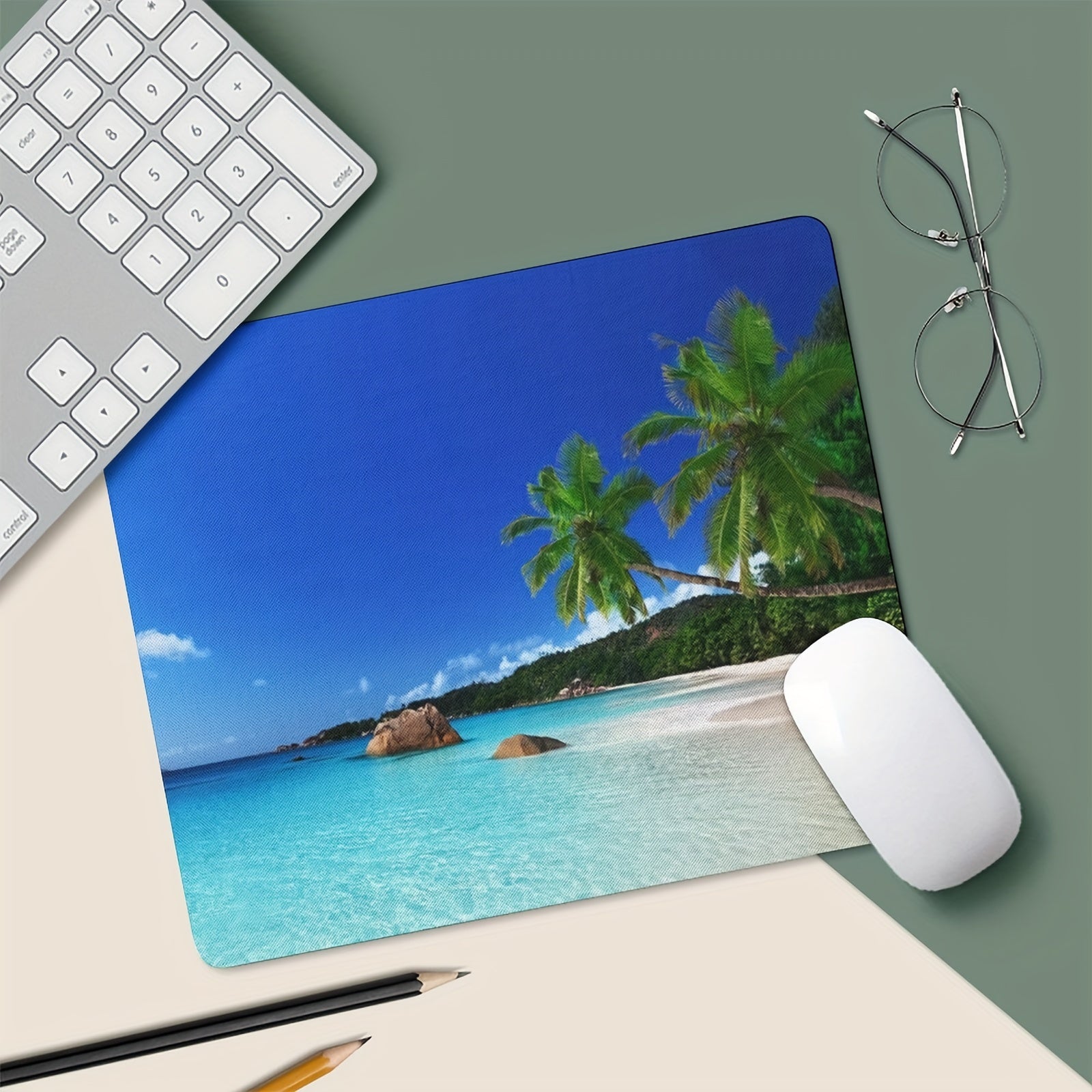 Square Beach Style Mouse Pad Thickened 9.45 * 7.9 Inches 3mm Thick Computer Anti-skid Rubber Mouse Pad